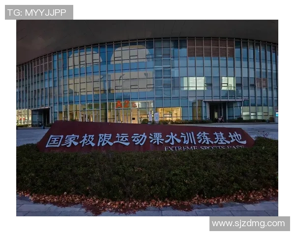 南京极限运动队中路突破战术解析与实践探索